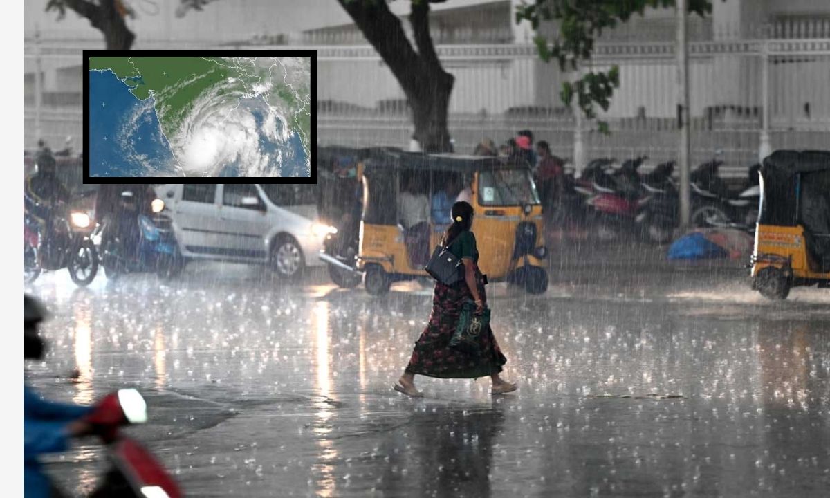 Rain Falls in Telugu States