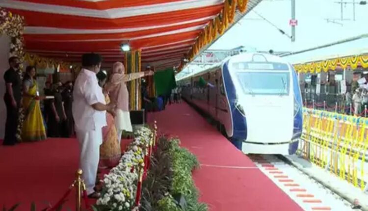 Vande Bharath trains: Prime Minister Narendra Modi launched 9 Vande Bharath trains connecting 11 states in the country.