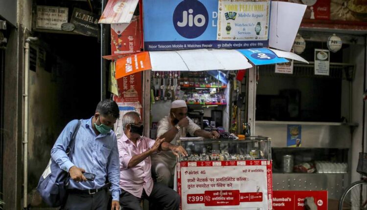 Data Plans : Jio, Airtel, Vi 2GB daily data plans with 84 days validity at affordable price