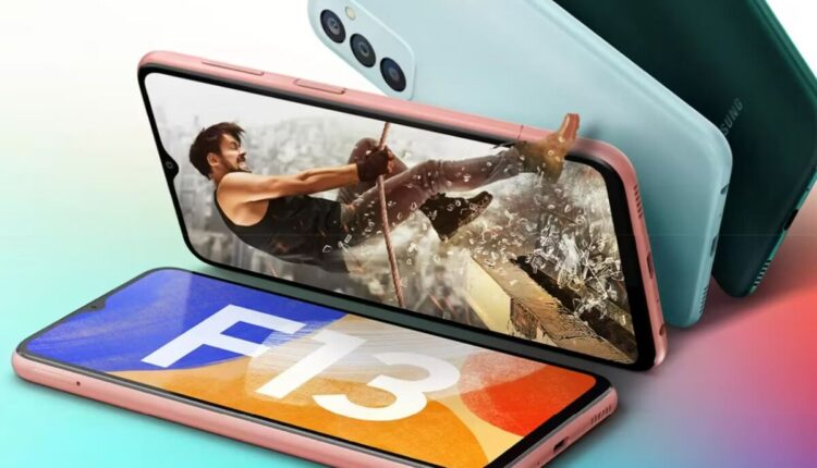 Huge offers in Flipkart Republic Day sale, Samsung Galaxy F13 now available for just Rs 7,499