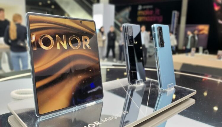Honor Flip Phone : Honor flip phone this year